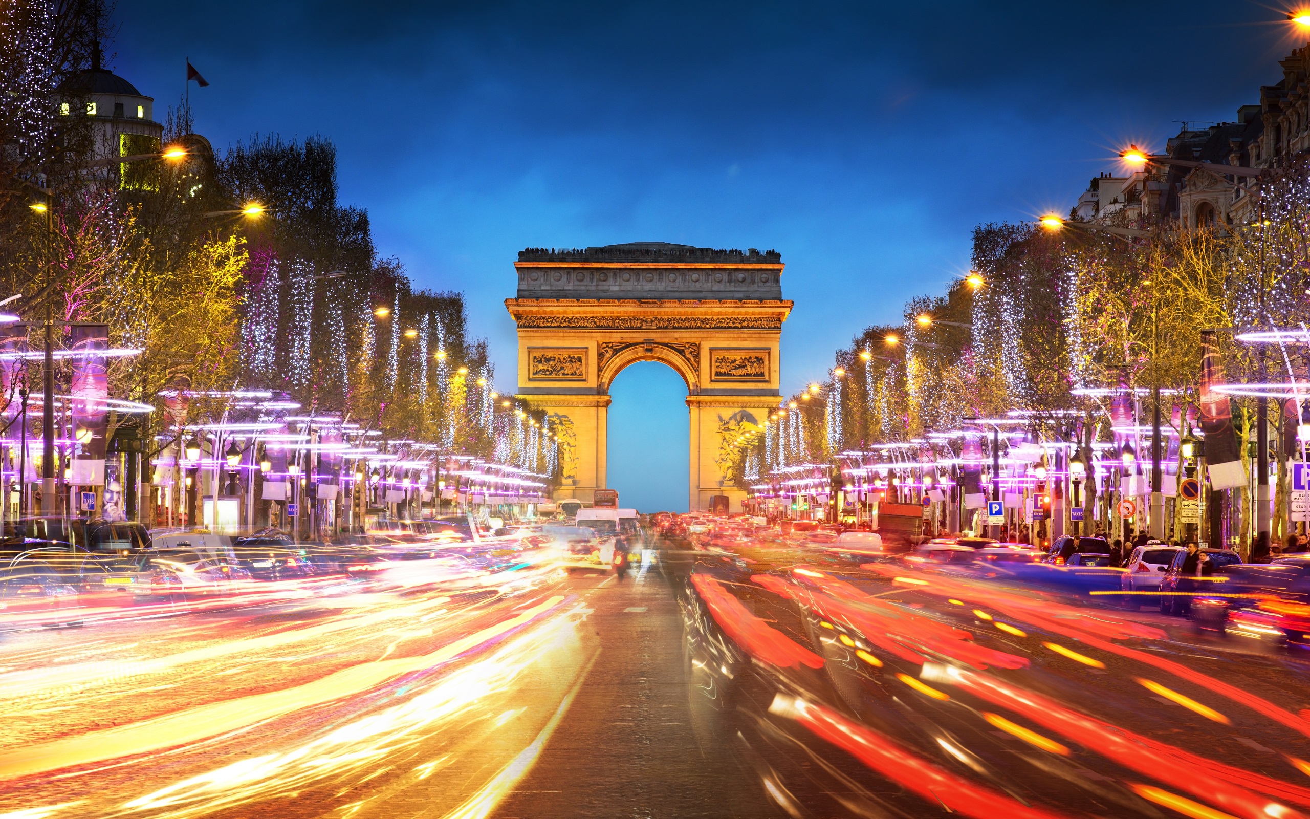 Street Champs Elysees is perfect for Shopping, Restaurants, Events, Food, Tourist
